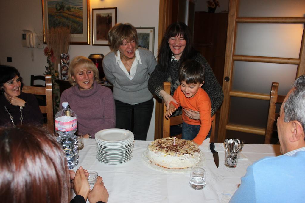 Albergo Ristorante Montecucco Da Tobia 시길로 외부 사진